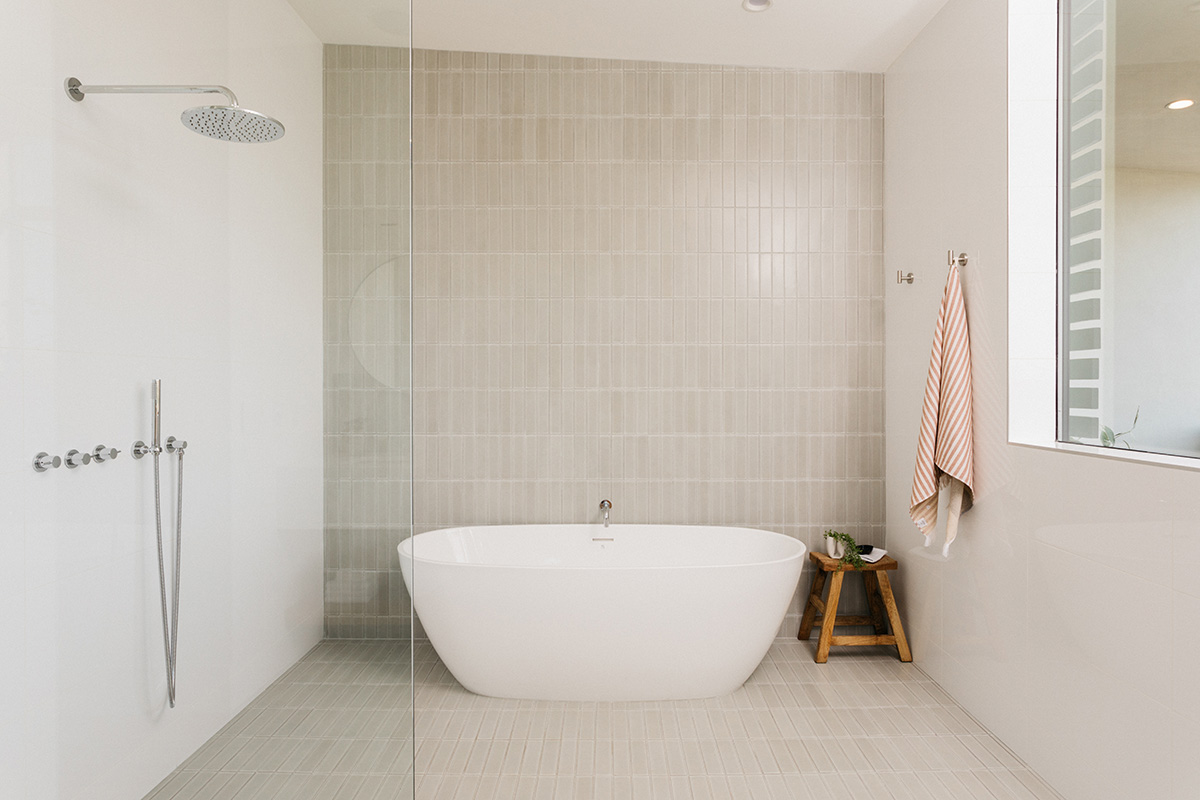 Otherwind California - Vestal - Bath