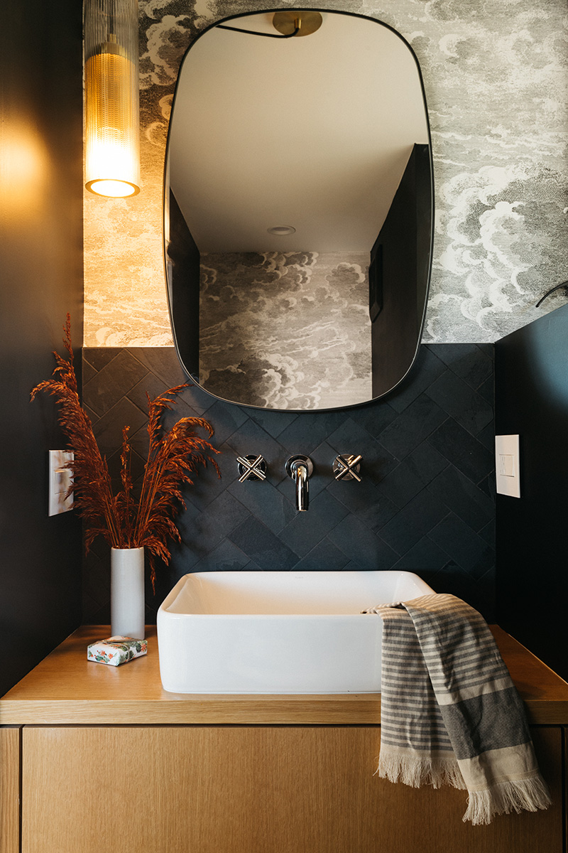 Otherwind California - Vestal - Bathroom