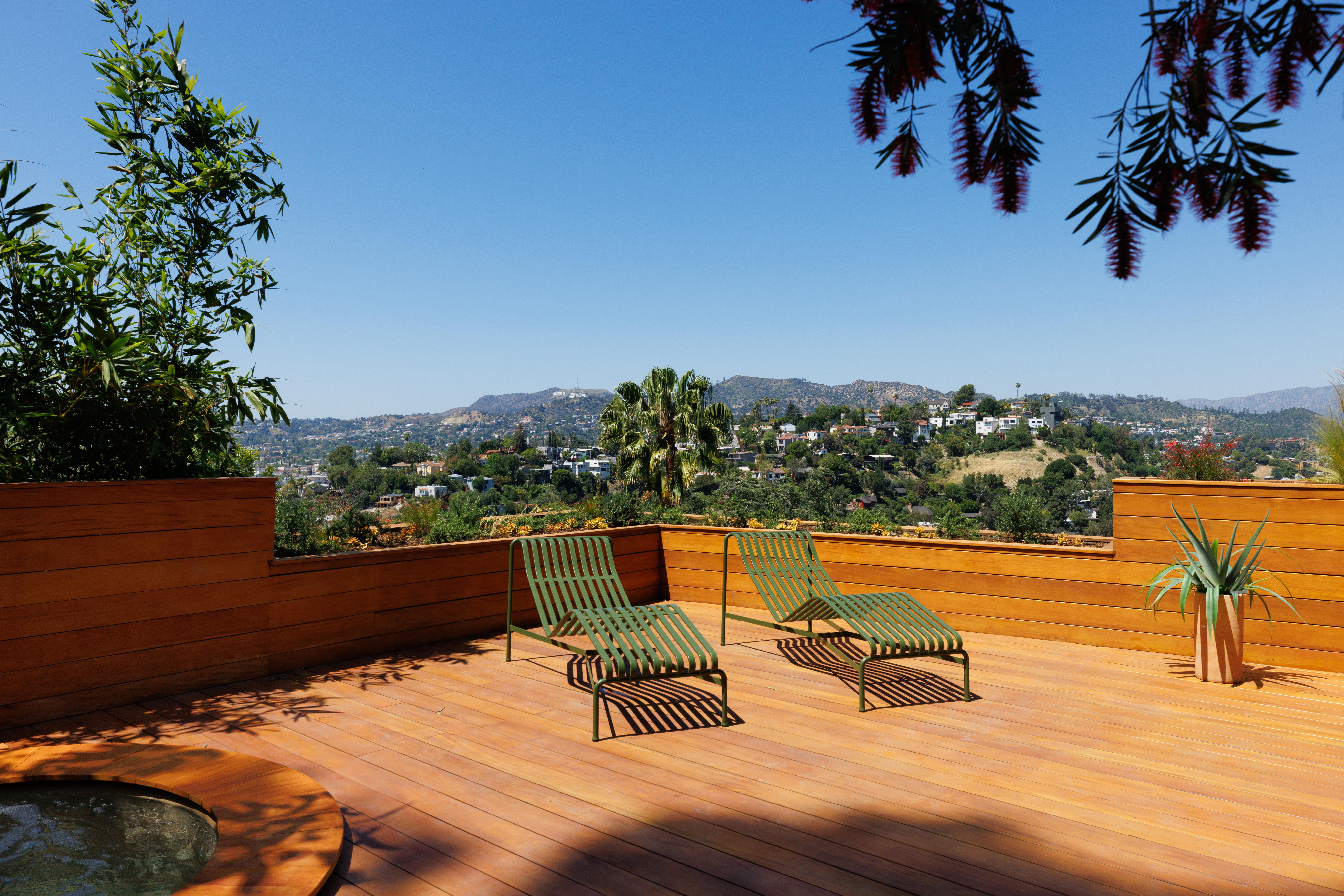 Otherwind California - Lucile - Garden