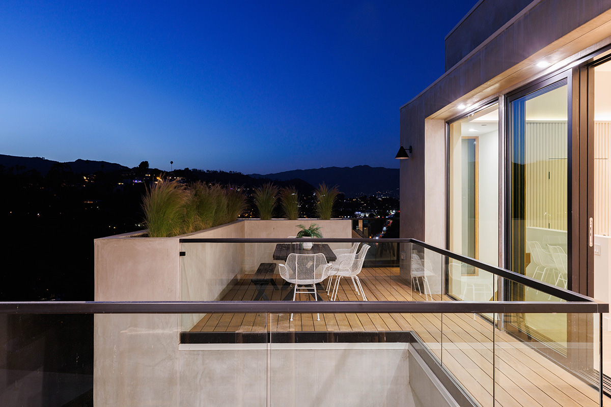 Otherwind California - Lucile - Balcony
