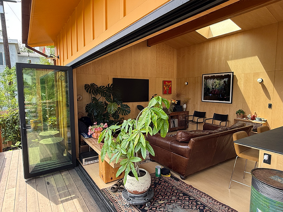 Otherwind California - Lake View